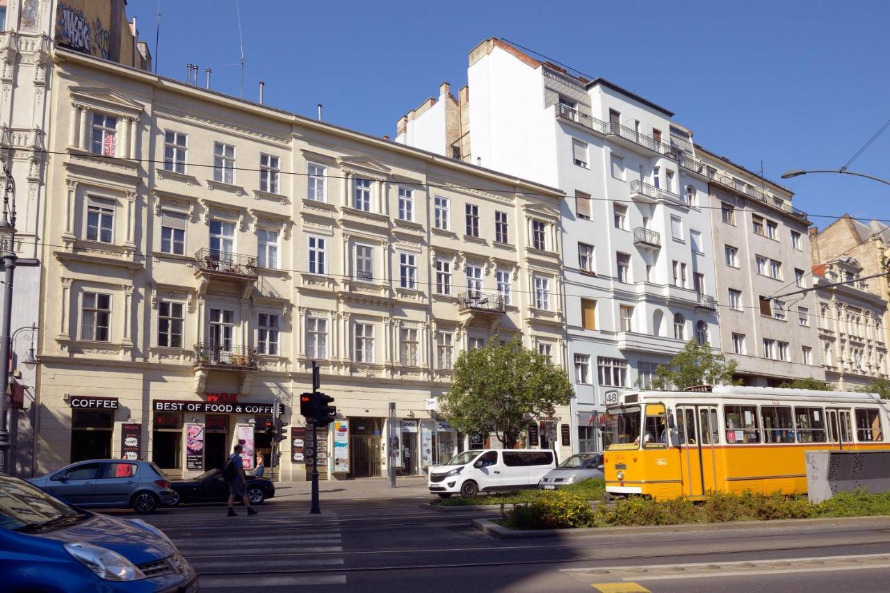 Orangehomes 4 Bdrm Apartment View To Synagogue Будапеща Екстериор снимка